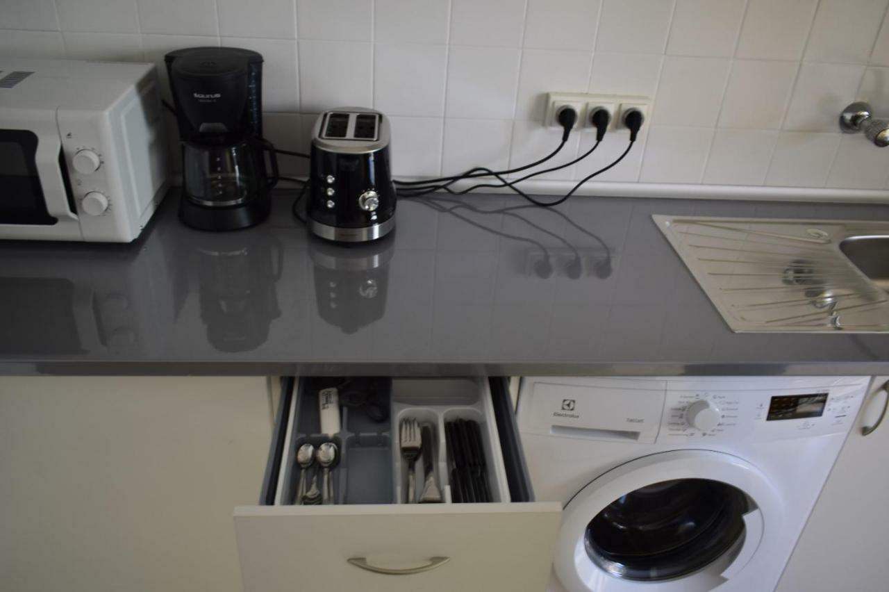 Apartamento Marina Apartment ซาลอว์ ภายนอก รูปภาพ
