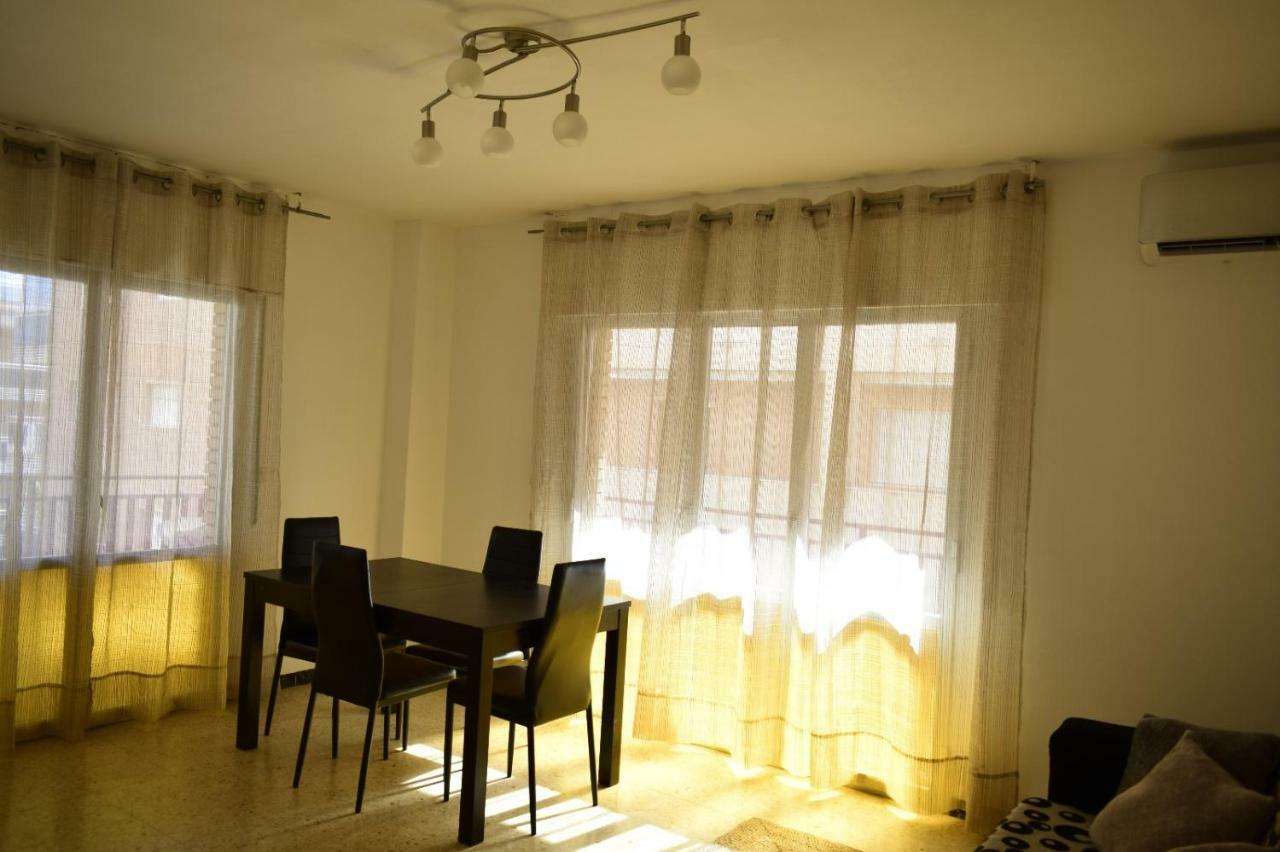 Apartamento Marina Apartment ซาลอว์ ภายนอก รูปภาพ